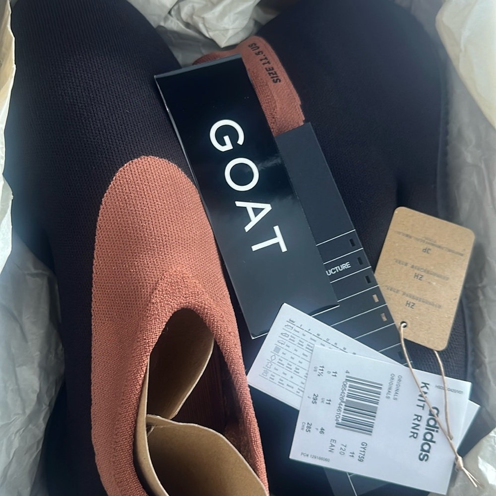 Yeezy Knit Runner